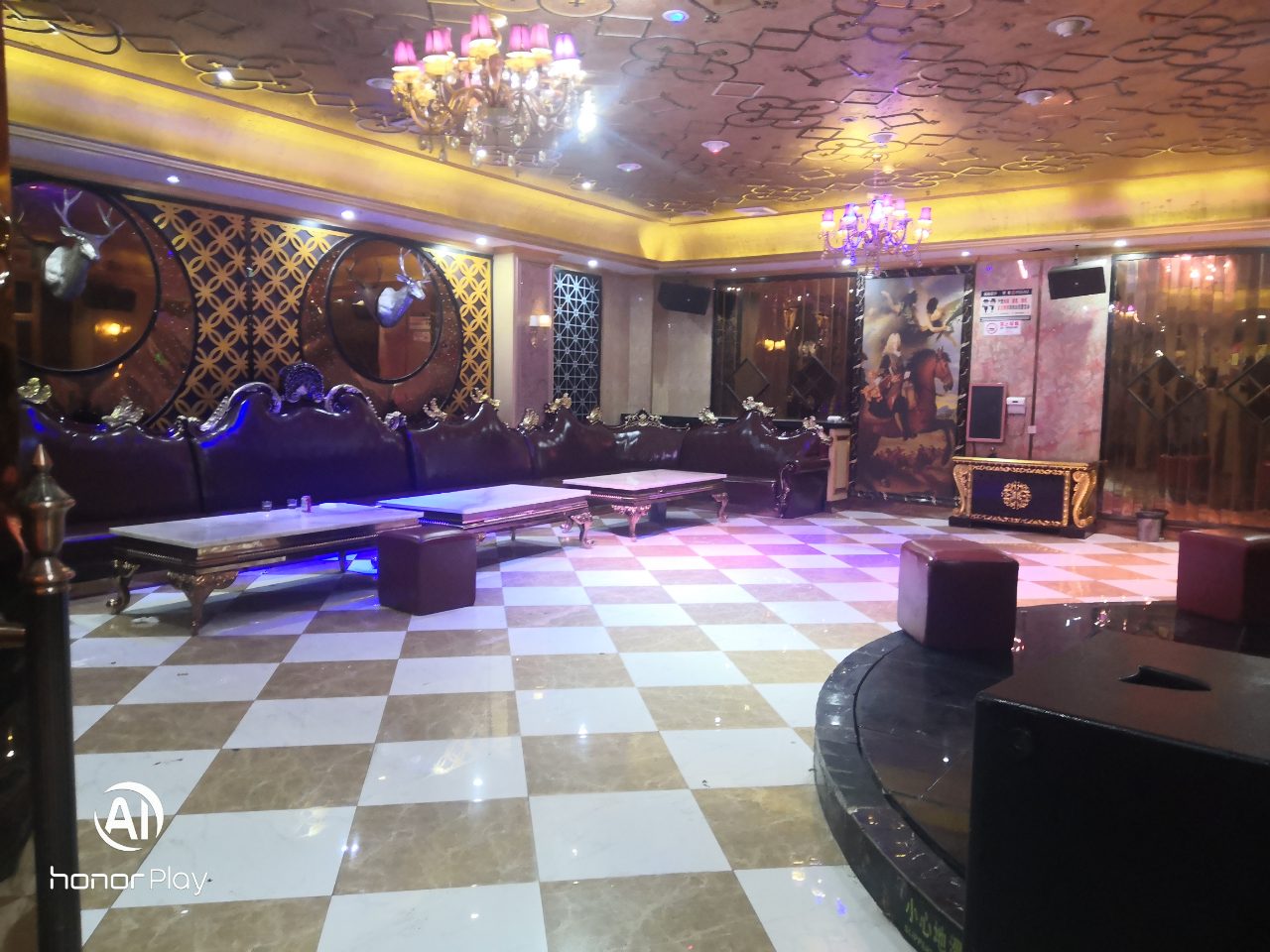 巨嗨合作案例 巨嗨智能点播系统