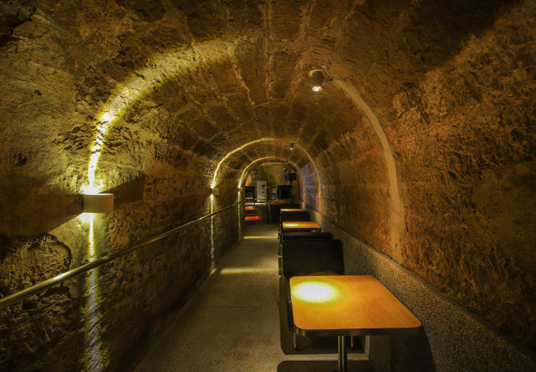 KTV点歌机器高清歌词显示——舞台上的歌唱盛宴