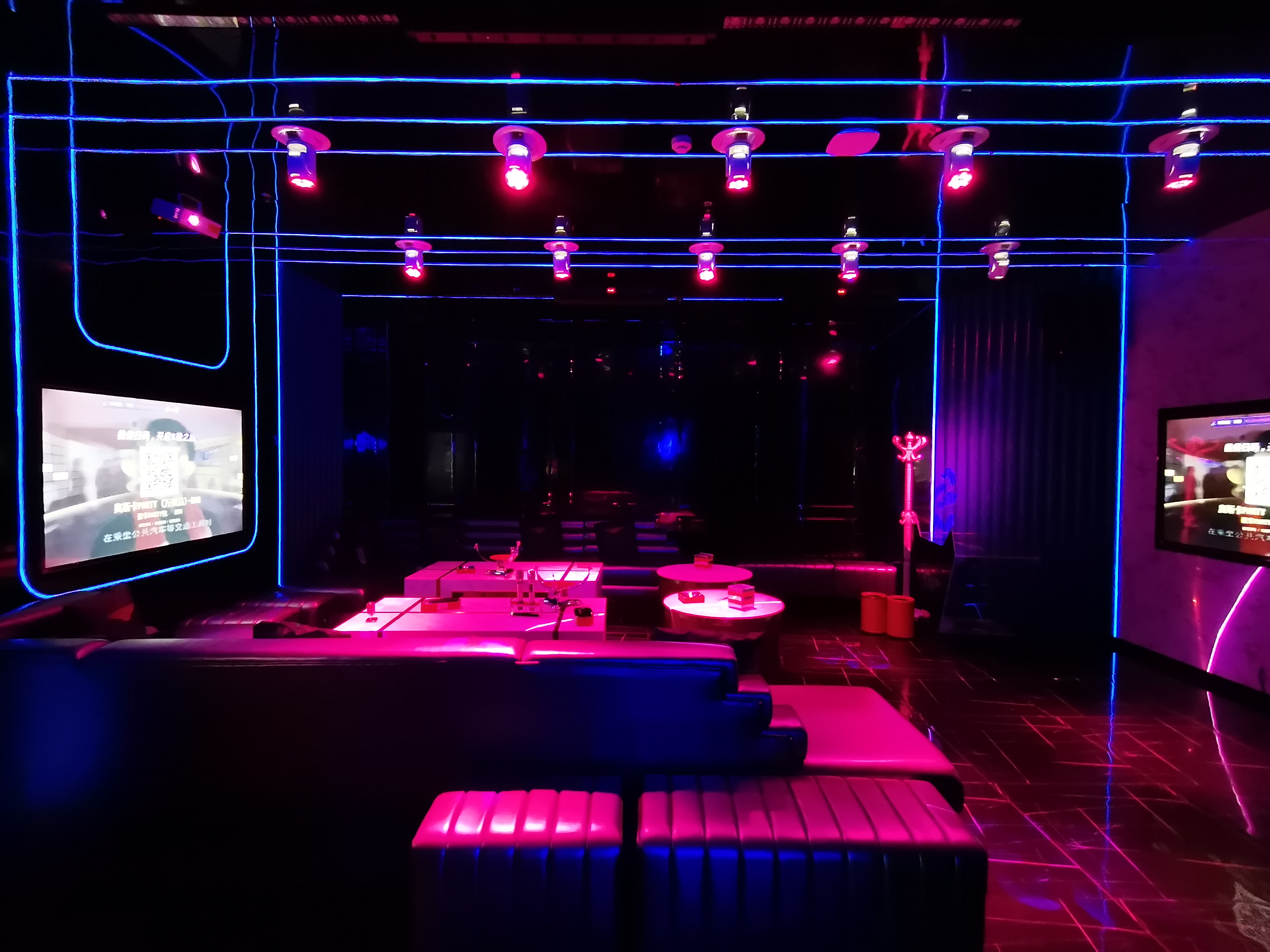 KTV点歌机器多功能调节选项——打造个性化的音乐体验