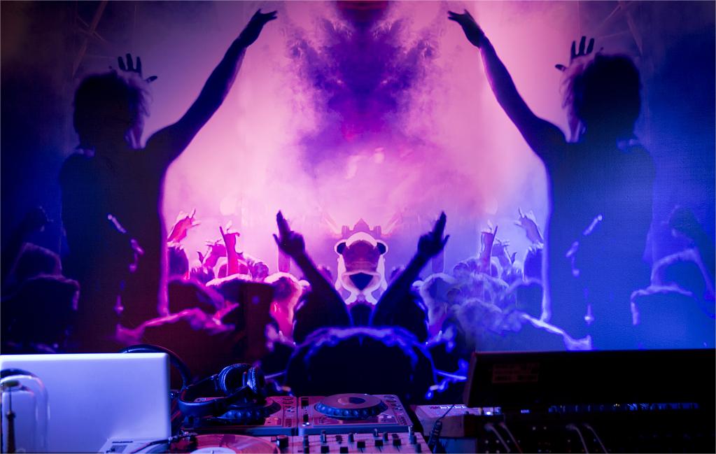 巨嗨智能营销收银管理系统